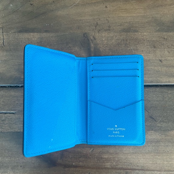 Louis Vuitton wallet - Picture 2 of 4